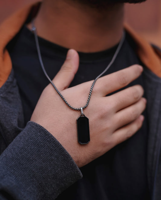 Obsidian Valor Necklace