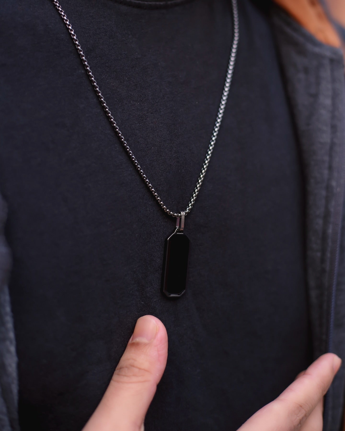 Obsidian Valor Necklace