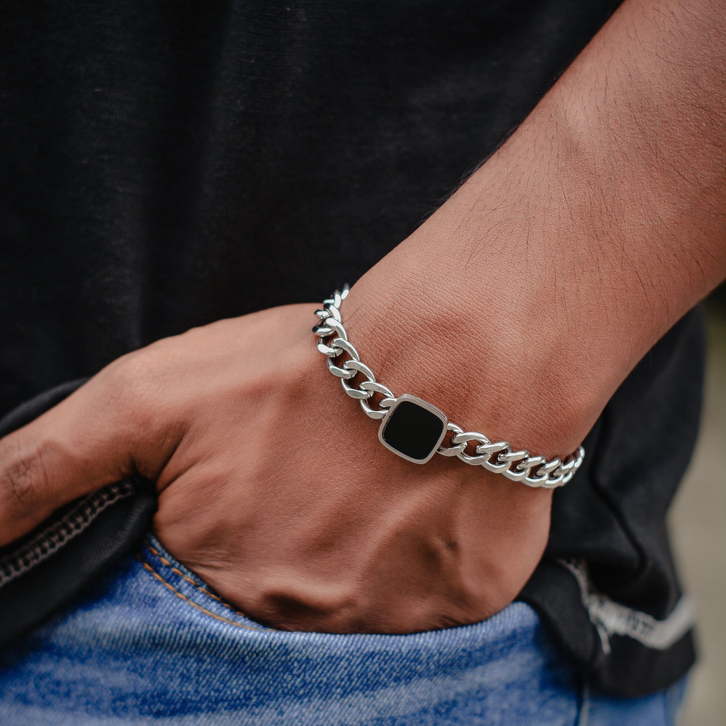 Aqua-street Waterproof Onyx Studded Chain Link Bracelet