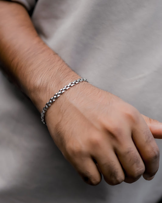 Urban Edge Box Link Bracelet